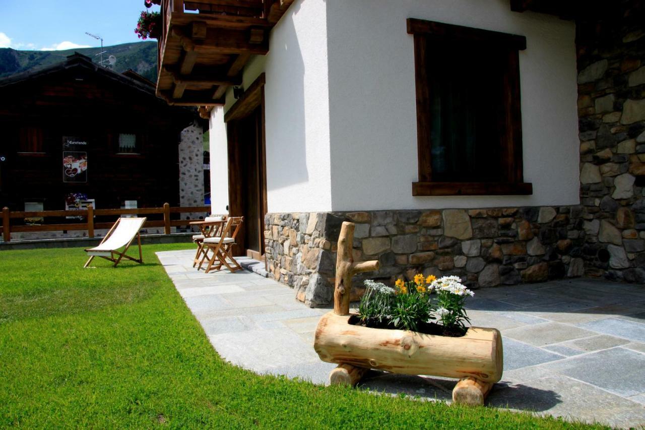 Mont Chalet Apartaments Livigno Exterior foto