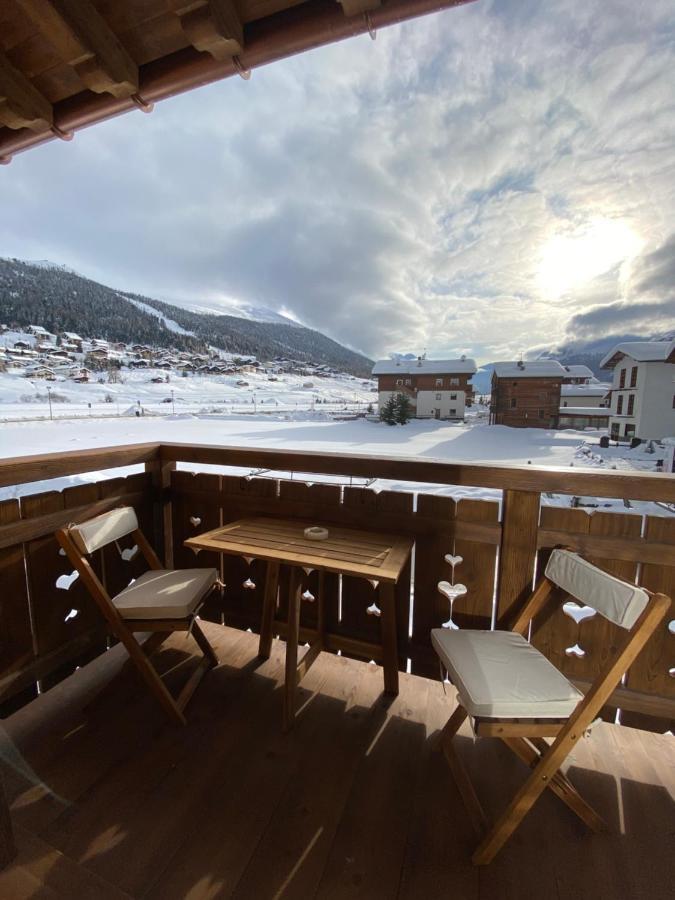 Mont Chalet Apartaments Livigno Exterior foto